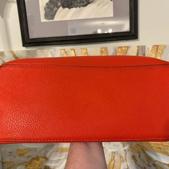 Tory Burch McGraw - Picture 8 of 12